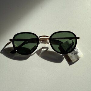 AIRE Cygnus Round Sunglasses Black/Gold Green Lenses - AIR2442262